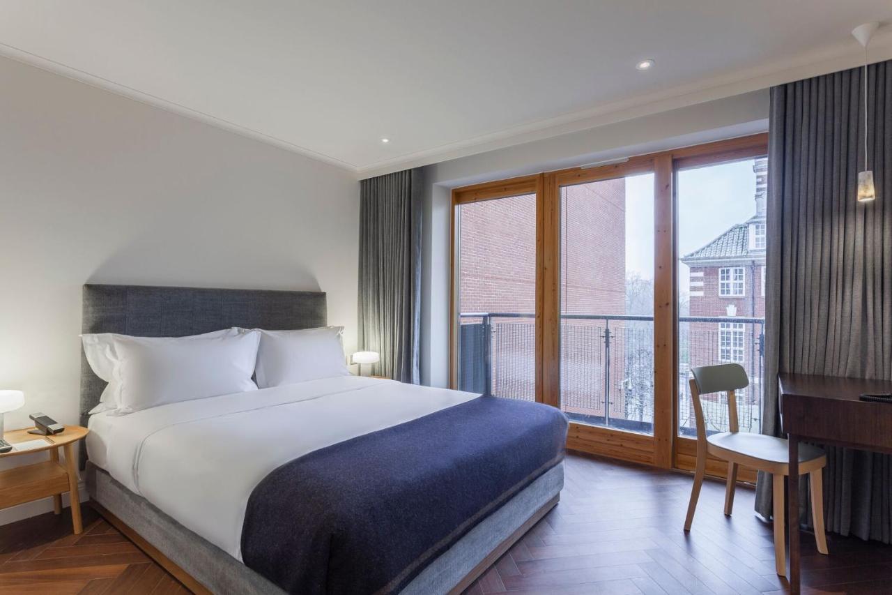The Roseate Reading Hotel Bagian luar foto